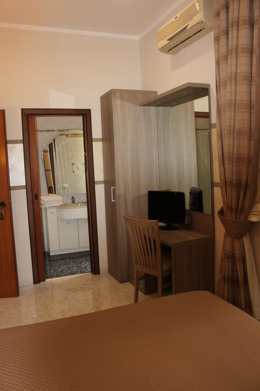 Hotel Galli ローマ エクステリア 写真